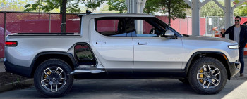 ev-pickup-trucks-from-rivian-tesla-ford