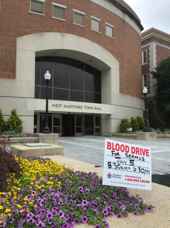 West Hartford Town Hall - Auditorium.JPG