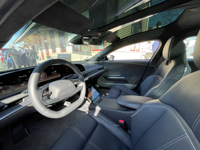 Lucid-Air-interior-Westport-CT-EVfreedomCT-by-Paul-Braren-2021-03-22-IMG_2613.JPG