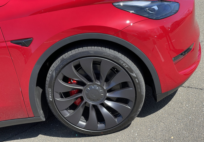 Tesla-Model-Y-red-Uber-Turbine-Wheel-Westport-CT-EVfreedomCT-by-Paul-Braren-2021-03-22-IMG_2705.JPG
