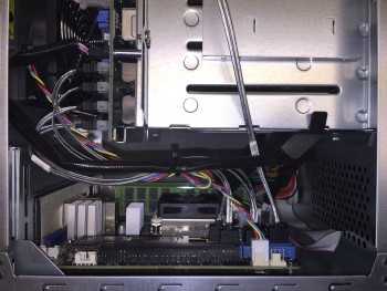 IMG_1846_i_might_do_better_cable_routing.JPG