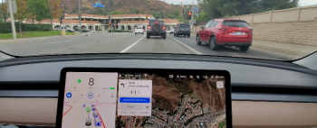 a-few-safe-tesla-drivers-selected-to-share-testing-of-fsd-beta