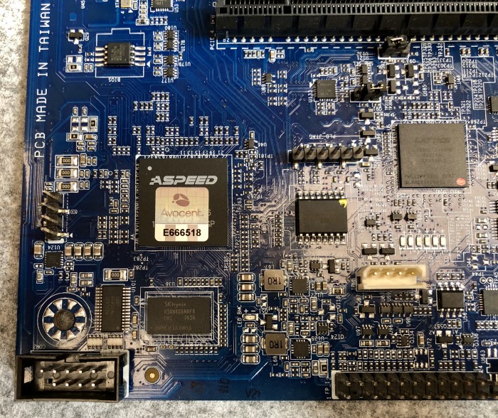 GIGABYTE-Server-MB51-PS0-Motherboard-closeup--ITProHobby