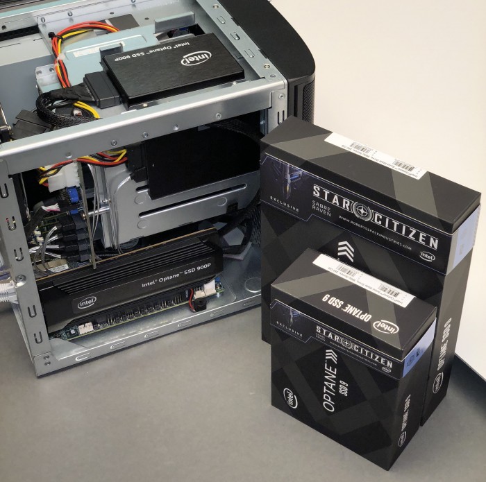 Intel-Optane-900P-U2-and-M2-in-Supermicro-SuperServer-SYS-5028D-TN4T-with-boxes--ITProHobby