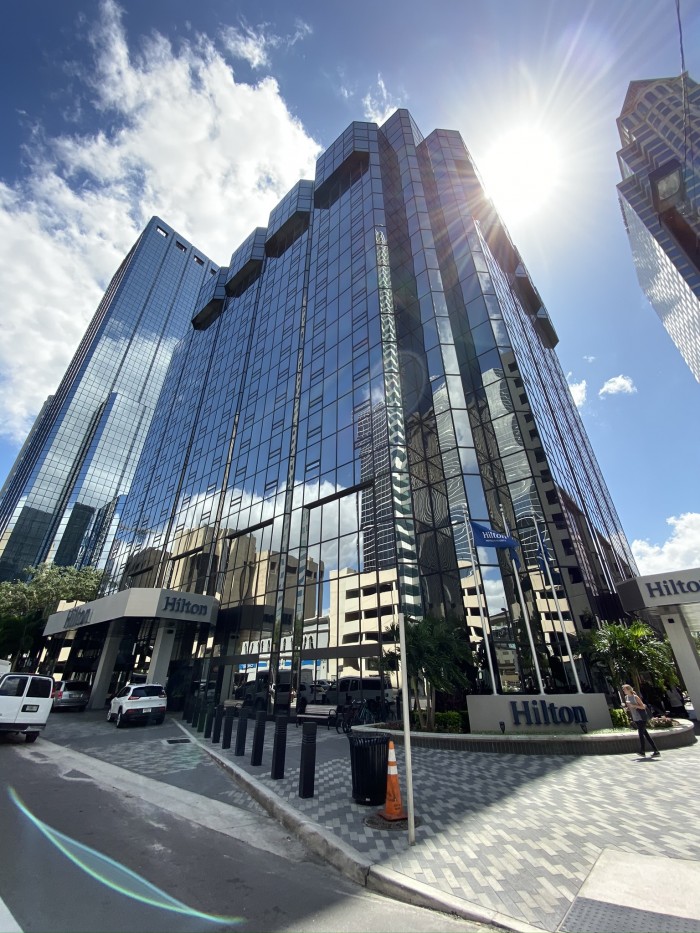 Hilton-Downtown-Tampa-2019-09-23-by-Paul-Braren-ITProHobby-unedited-original-IMG_0266.JPEG