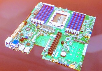 AMD-EPYC-Single-Socket-Motherboard