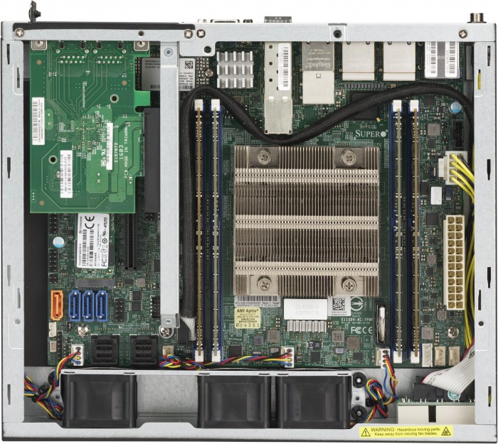 sys-e300-9d-8cn8tp_top_1
