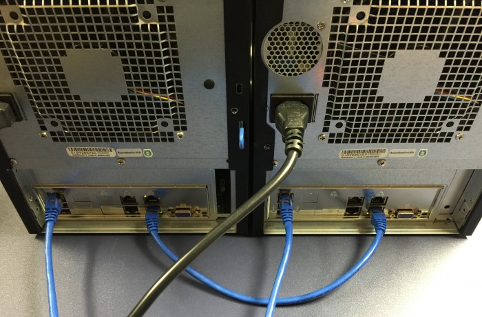 5028-TN4T-rear-showing-10GbE-active.JPG