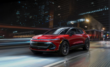 2024-Chevrolet-Equinox-EV-001