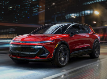 2024-Chevrolet-Equinox-EV-001