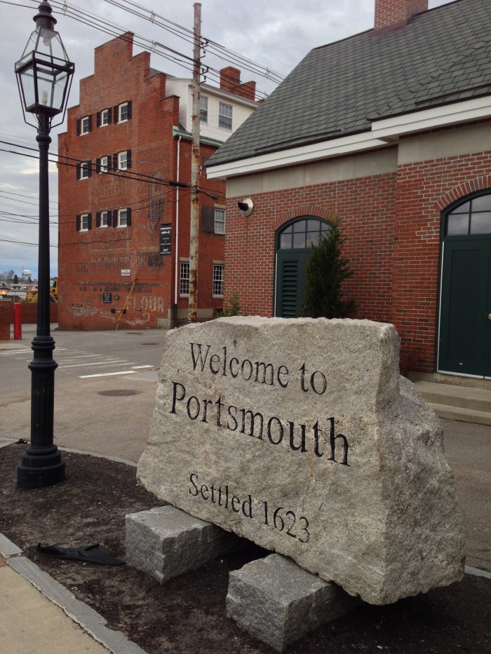 Portsmouth-NH-Sign-by-Paul-Braren-Apr-23-2014-e1398397135472