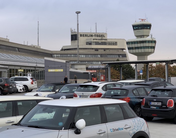Aer-Lingus-uses-aging-Berlin-TXL-Airport-2019-10-22--ITProHobby