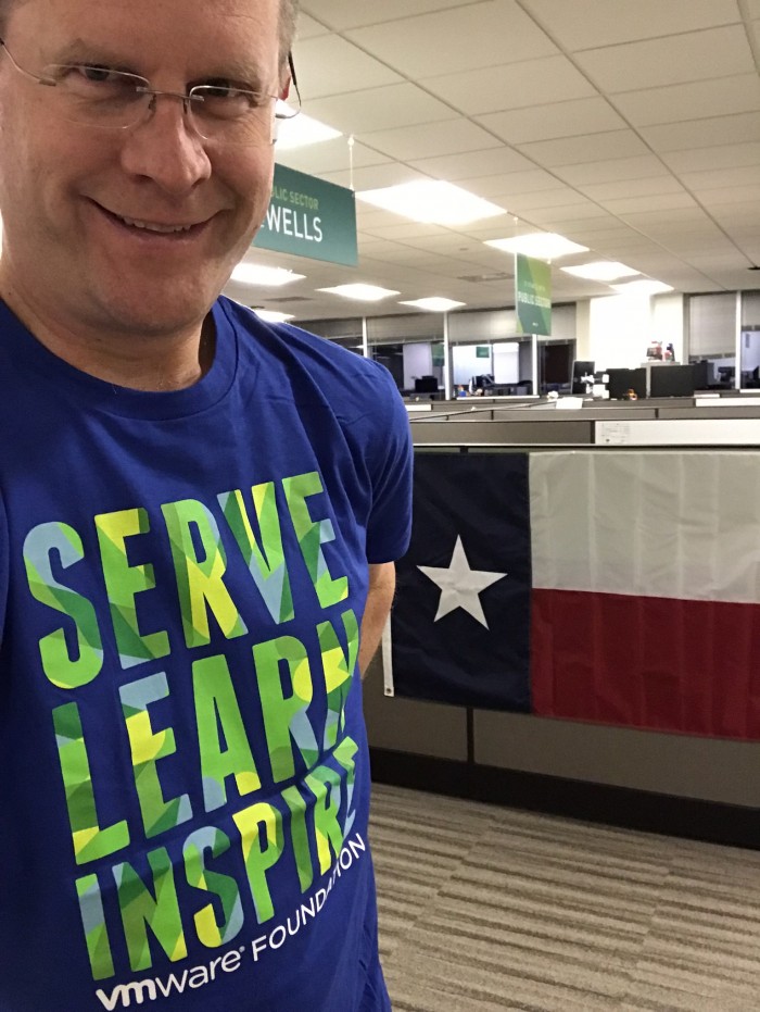 Paul-Braren-with-Texas-flag